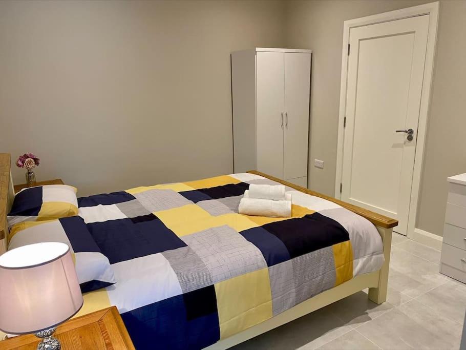 Erne Getaway No.8 Brand New 1 Bed Apartment Enniskillen Exteriör bild