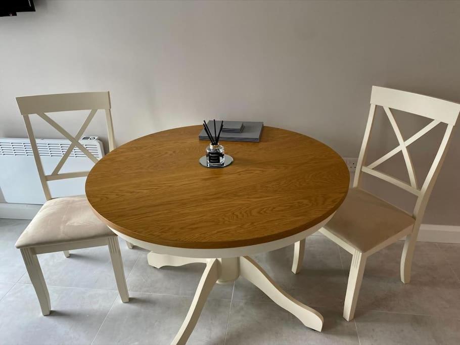 Erne Getaway No.8 Brand New 1 Bed Apartment Enniskillen Exteriör bild
